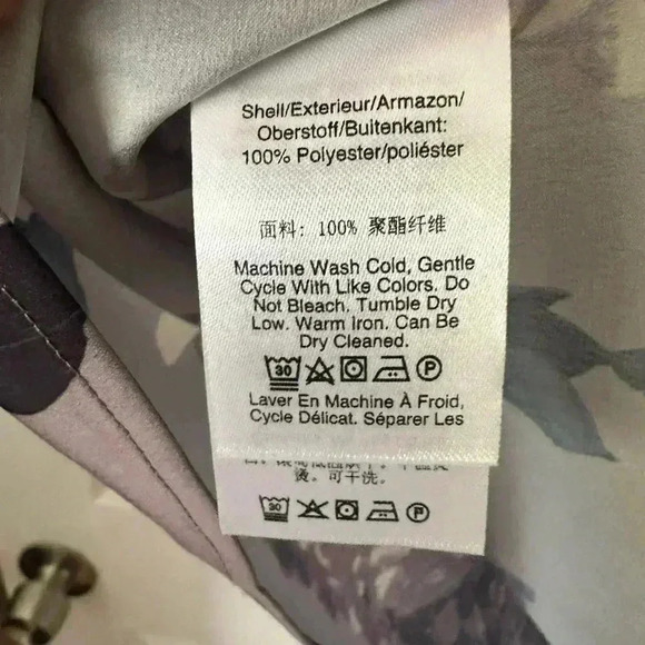Donna Karen floral silky blouse - Picture 5 of 5